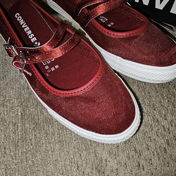 Converse Women's Red Canvas Shoes - Picture 3 of 5